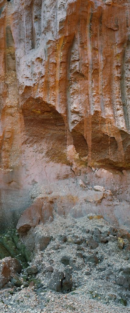 une mine de nickel à ciel ouvert en Indonésie