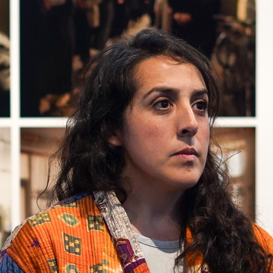 Portrait Kiana Hayeri