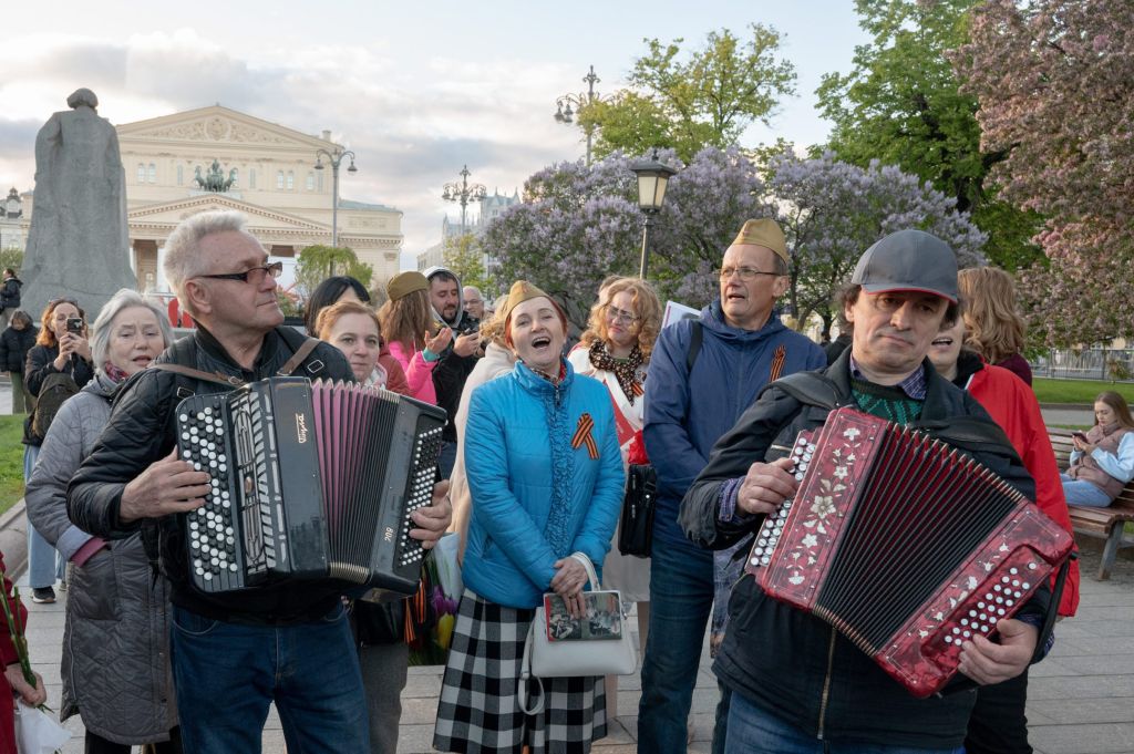 accordéonistes et chanteurs russes