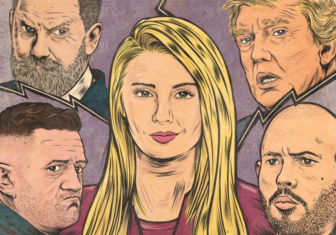 Le visage d'une femme blonde entourée de visages d'hommes menaçants