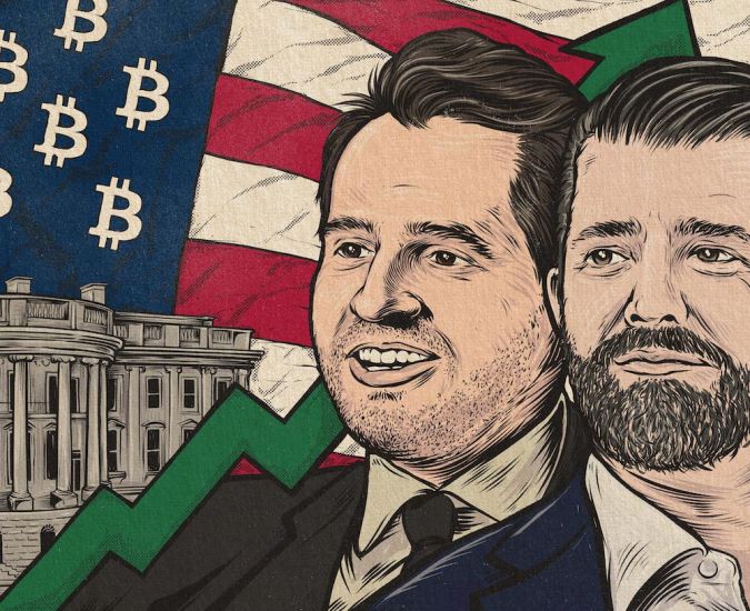 Antoni Trenchev et Don Trump Jr devant un drapeau Bitcoin