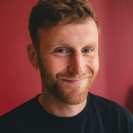 portrait de Theo McInnes