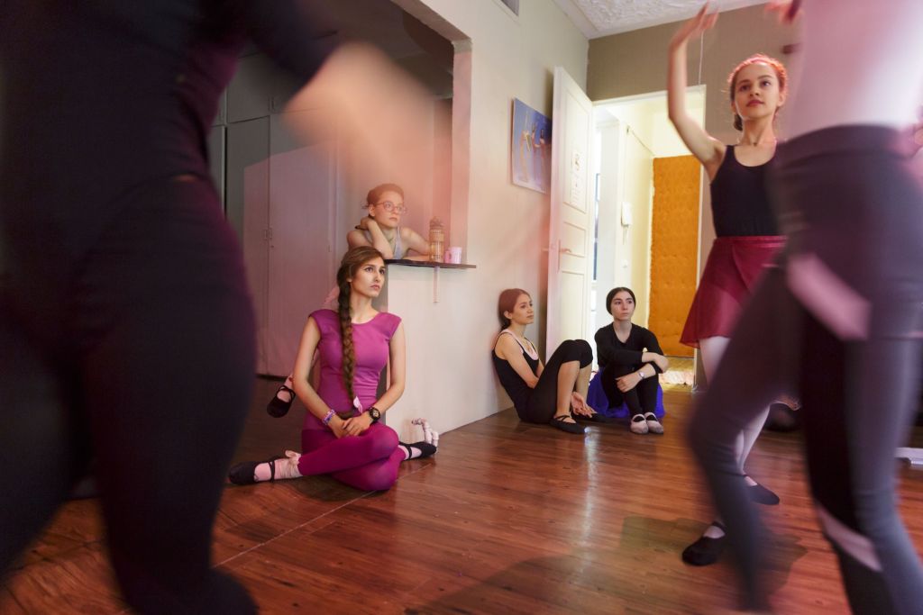 Dans un studio de danse en Iran