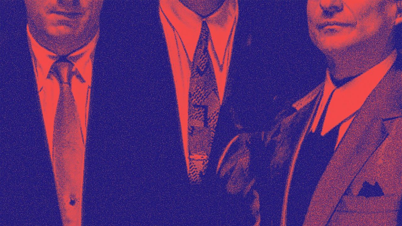 trois hommes avec des chemises à col spearpoint