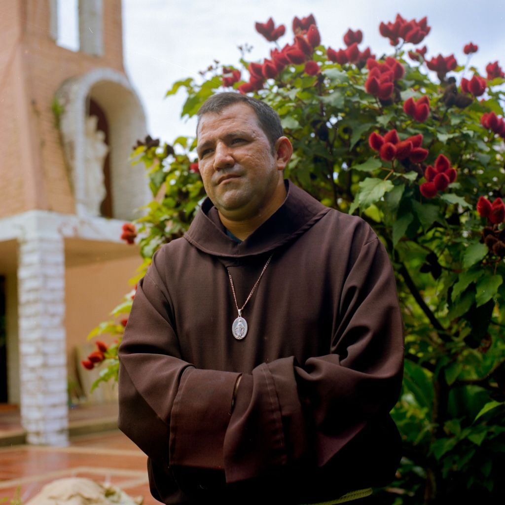 Un pr&ecirc;tre colombien