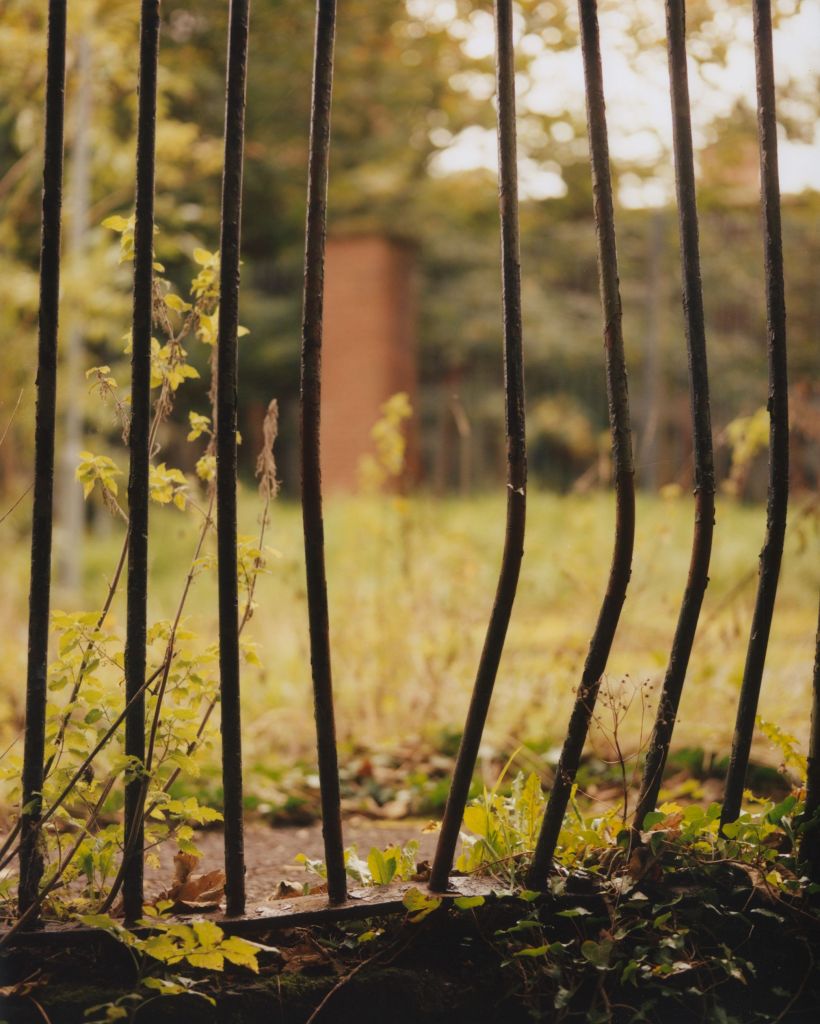 Juillet 2023, Belfast, Irlande du Nord. D&eacute;tail de la peace line d'Alexandra Park.